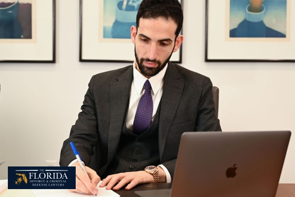Understanding the Role of a US Compliance Attorney 1288966707